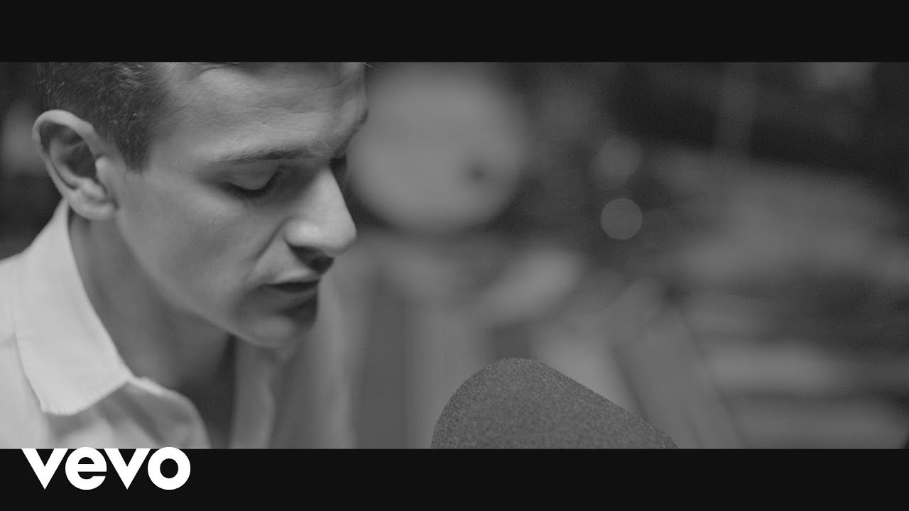Josef Salvat - Hustler (Live)
