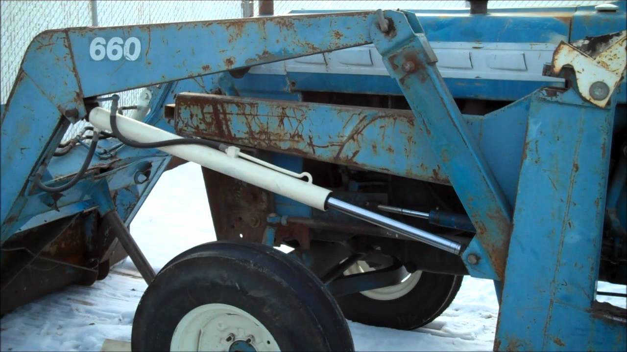 Ford 5000 FEL dismount