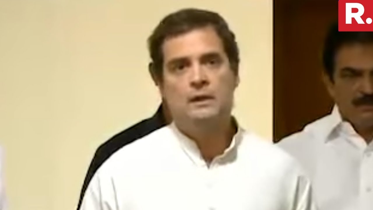 Rahul Gandhi Visits Relief Camps In Kochi