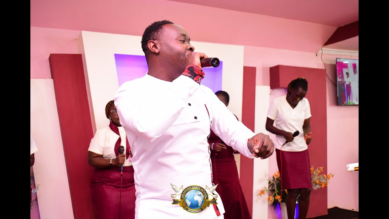 SHEKINAH PRAISE WITH VOICES OF GRACE WITH GABRIEL FAVOUR