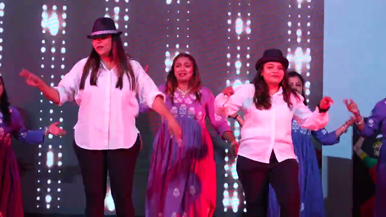 Mom's Performance 2 II Little Millennium Preschool - LP Savani Circle, Pal, Sura