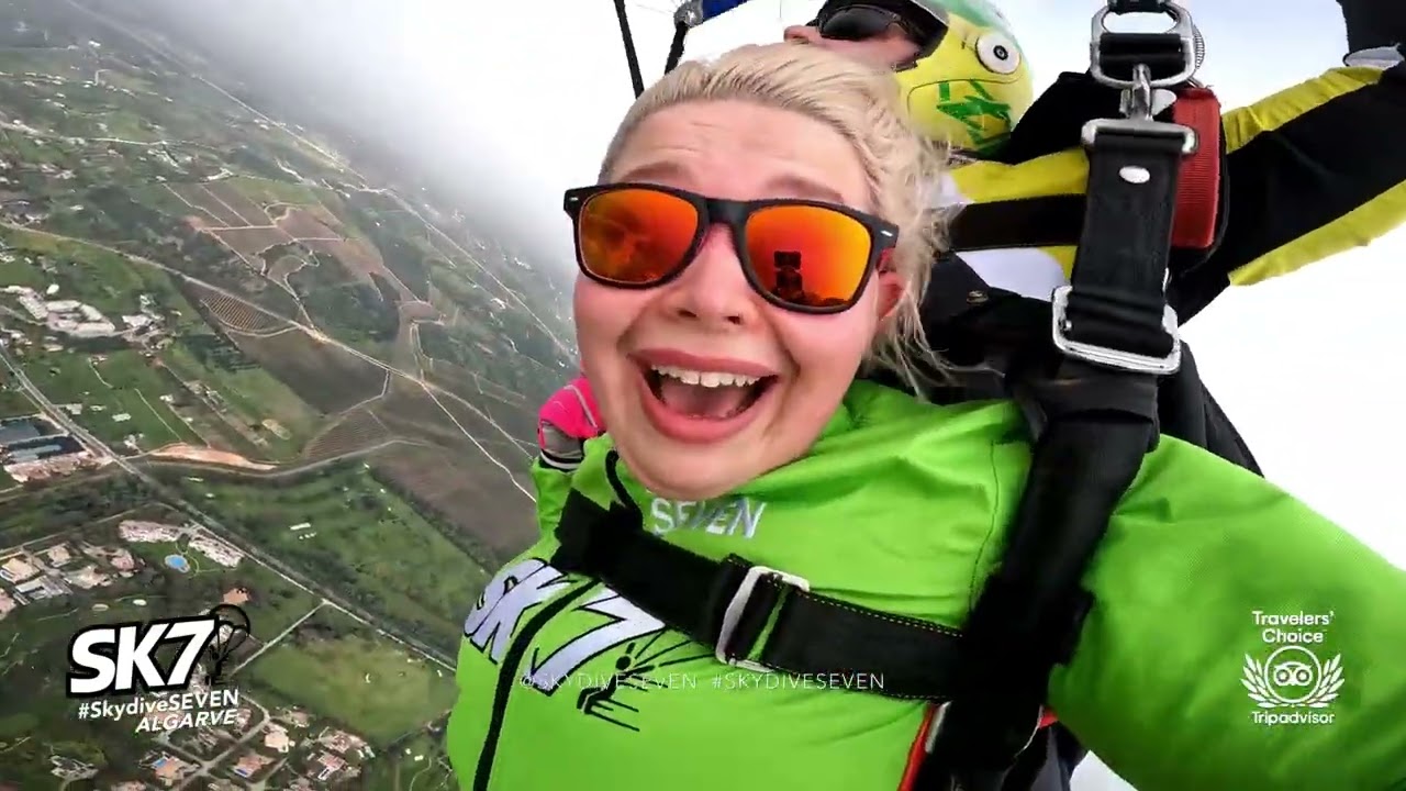 Tandem Skydive Salto de Paraquedas Algarve Yelyzaveta