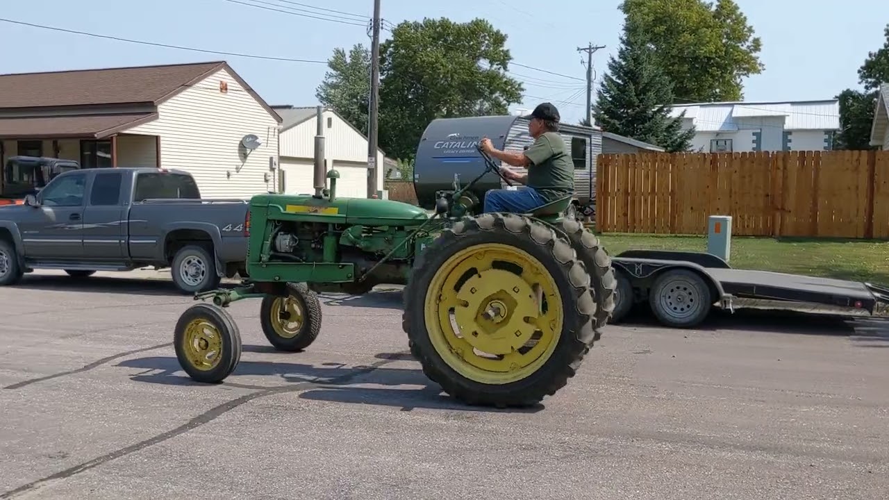 1951 IH Farmall FC Tractor - Runs and Drives! Video 2
