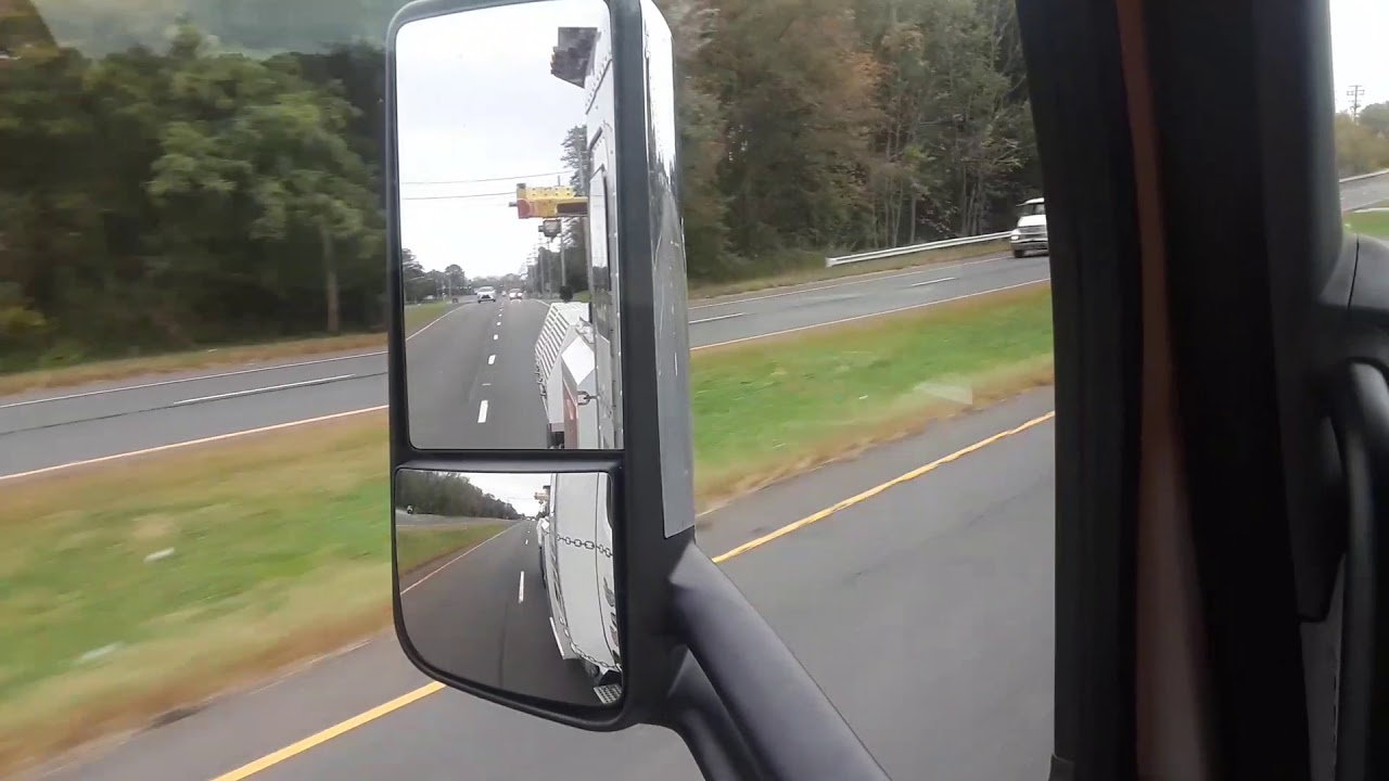 Peterbilt Paccar Engine Sounds : Driving a tow truck wrecker