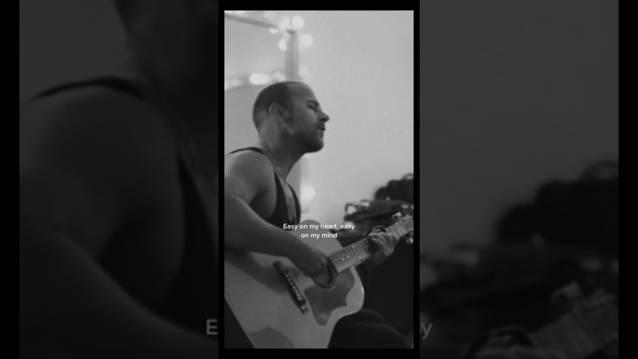 This acoustic version of #KipMoore's #SilverAndGold is pulling at our heart strings! #countrymusic