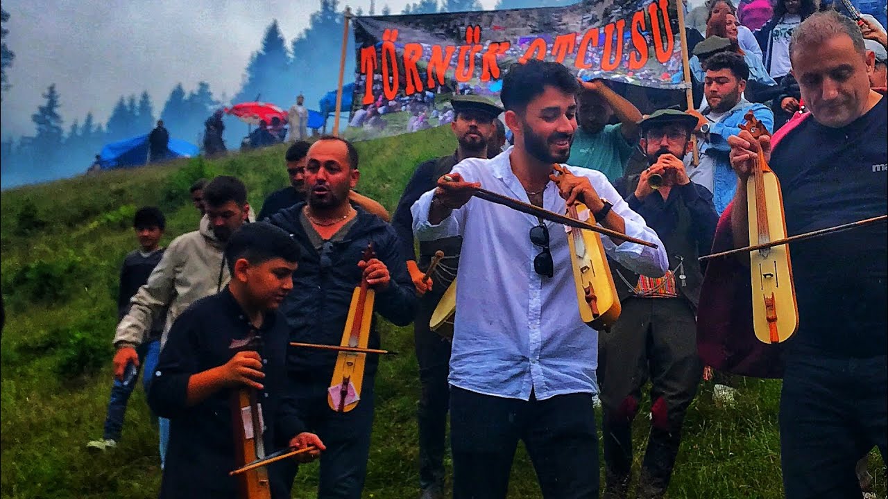 Gümüşhane Kürt’ün Harmancık yayla şenliği-Otçu yürüyüşü harika görüntüler