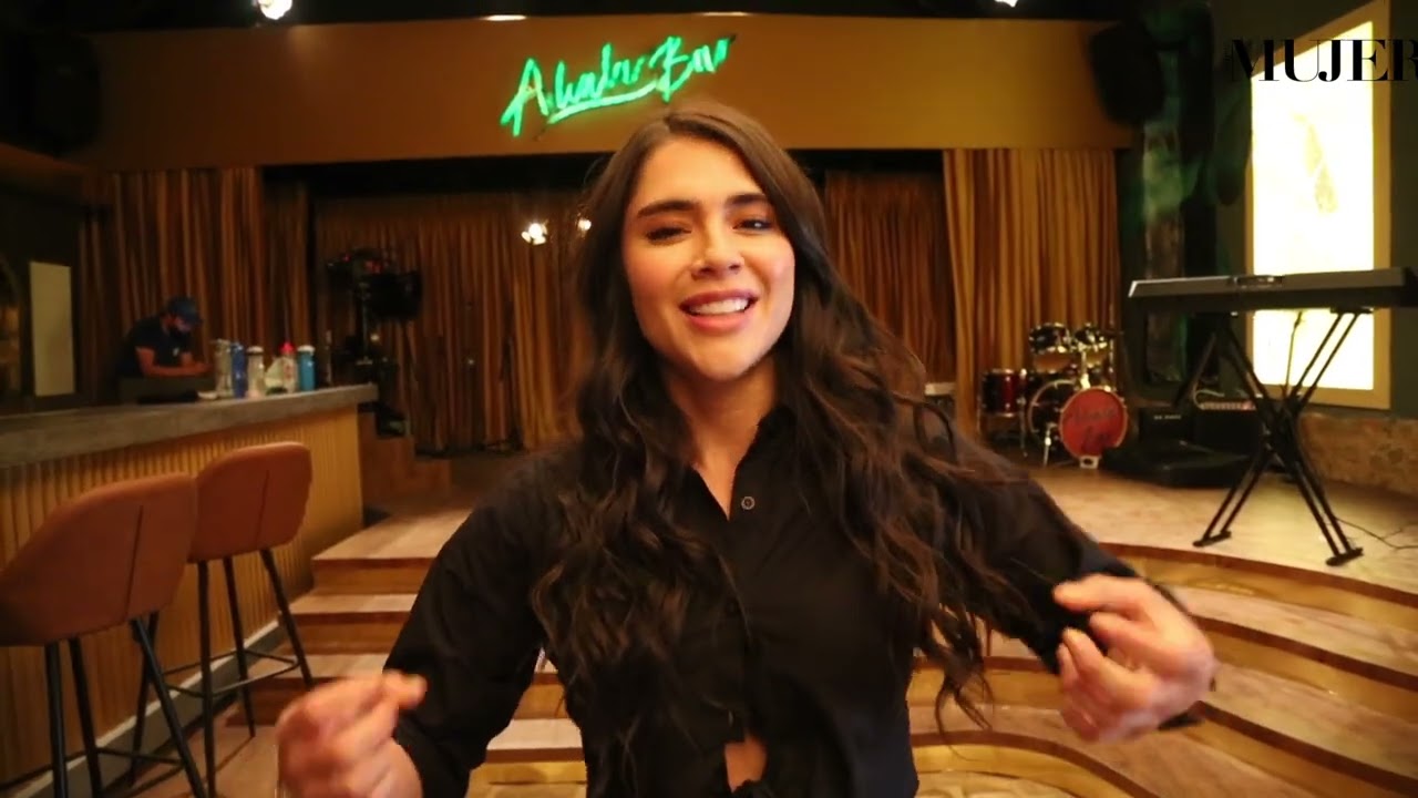Camila Rojas nos muestra el BTS del Bar Alcalá en el set de rodaje de #PasiónDeGavilanes2