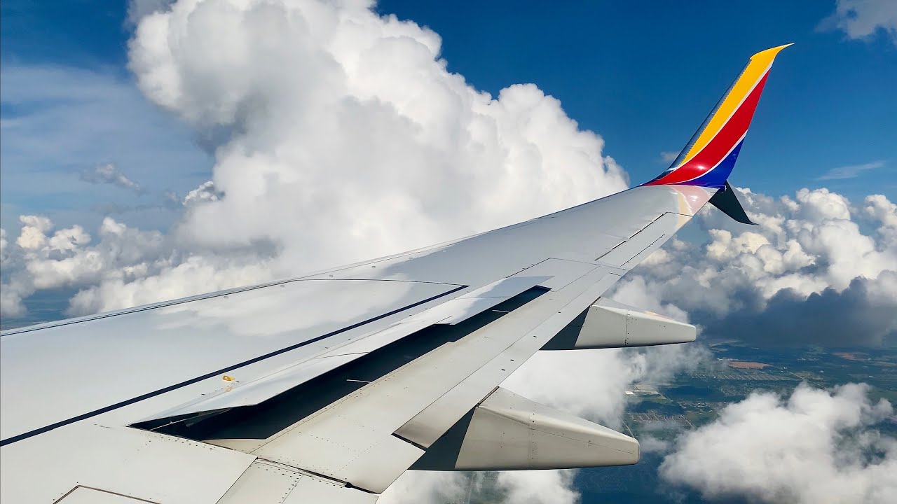 Dodging Beautiful Clouds – TUL Landing – Southwest Airlines – Boeing 737-700 – N7881A – SCS Ep. 466