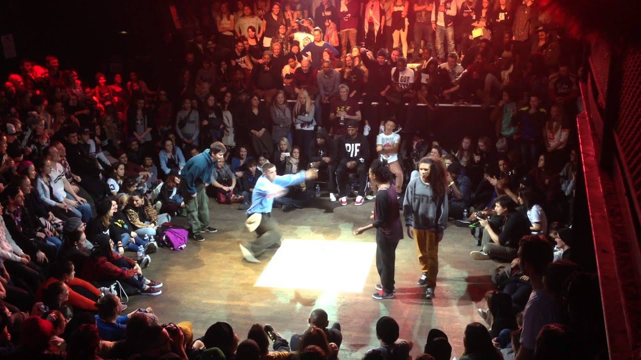 Juste Debout 2014 - Hip-Hop 1/8 Battle - Bauka & L'eto vs. Mufasa & Oomoo