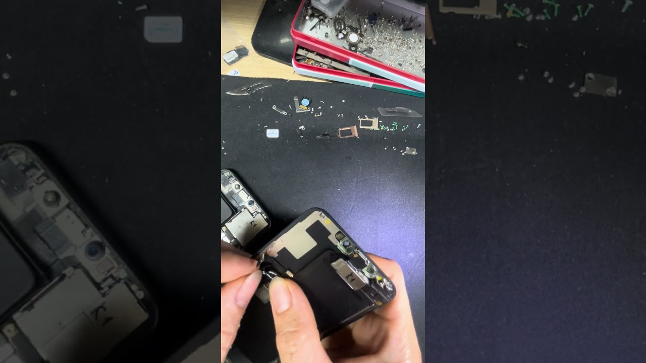 chia sẻ thay màn hình iphone 11Max không bị gãy cáp