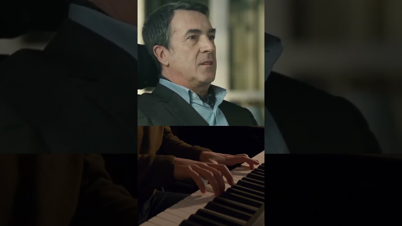 The Intouchables final scene - live piano