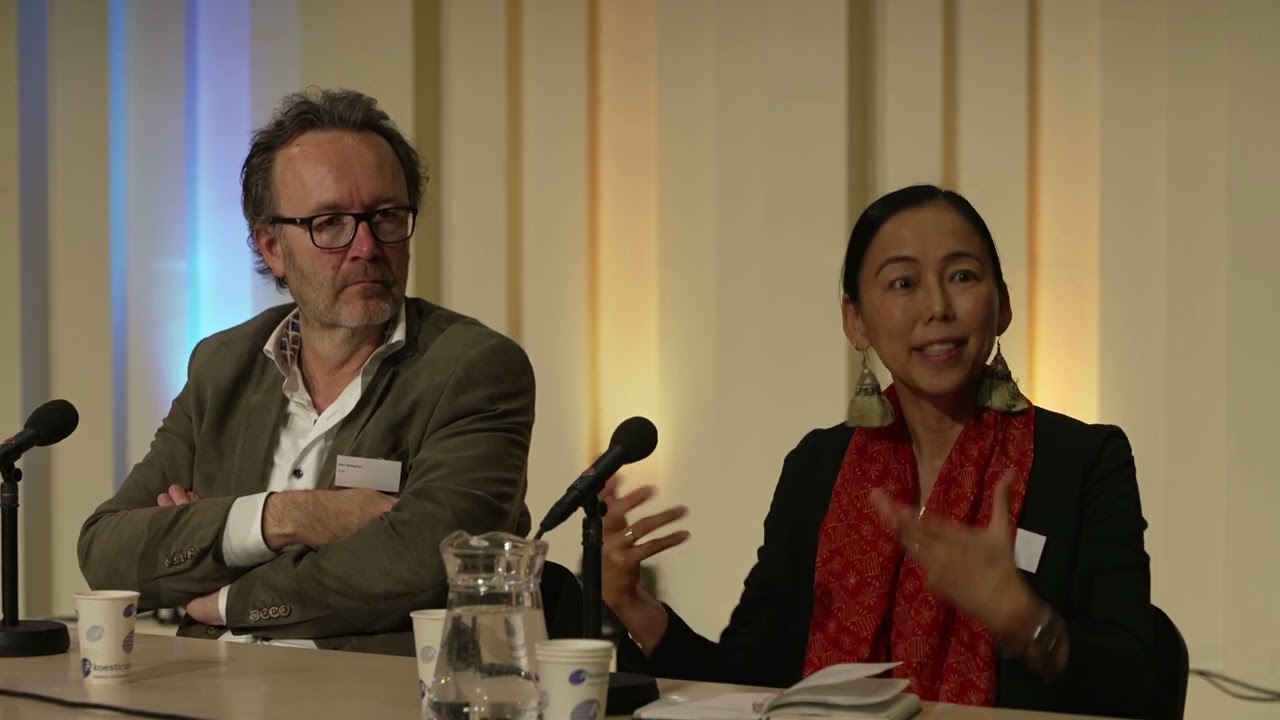 Round Table 1 - Societal engagement or academic distance