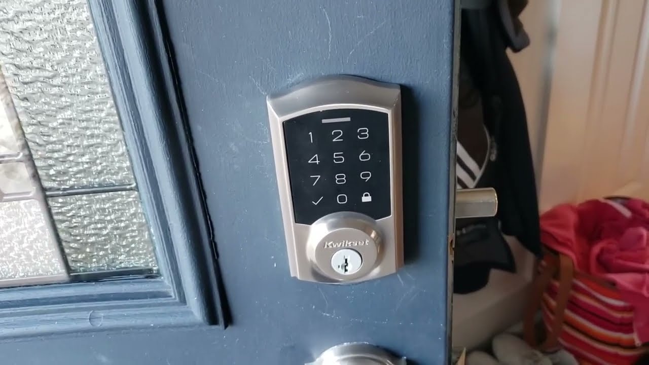 Обзор бесключевого электронного замка с сенсорной панелью Kwikset SmartCode 270
