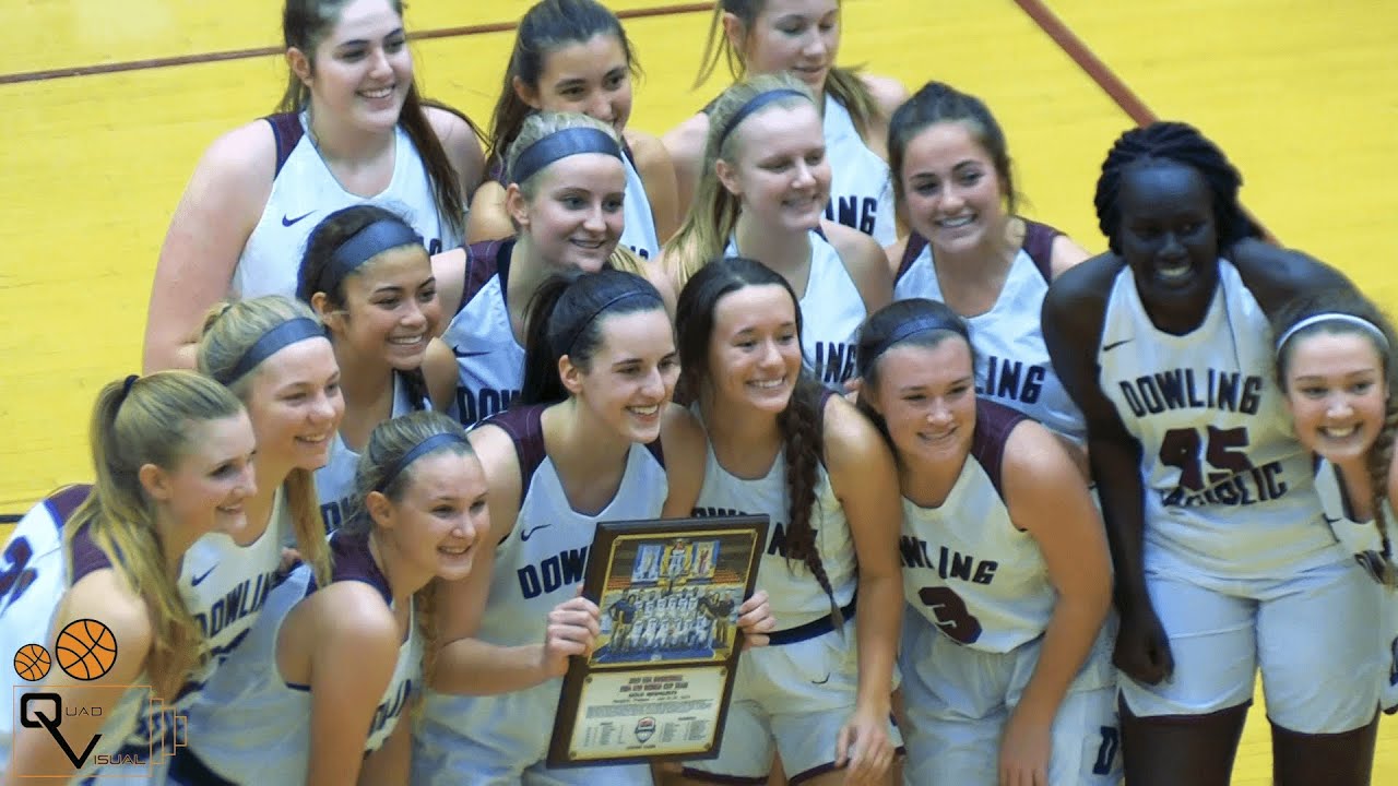 Caitlin Clark & Dowling Dominate rivalry game against WDM Valley