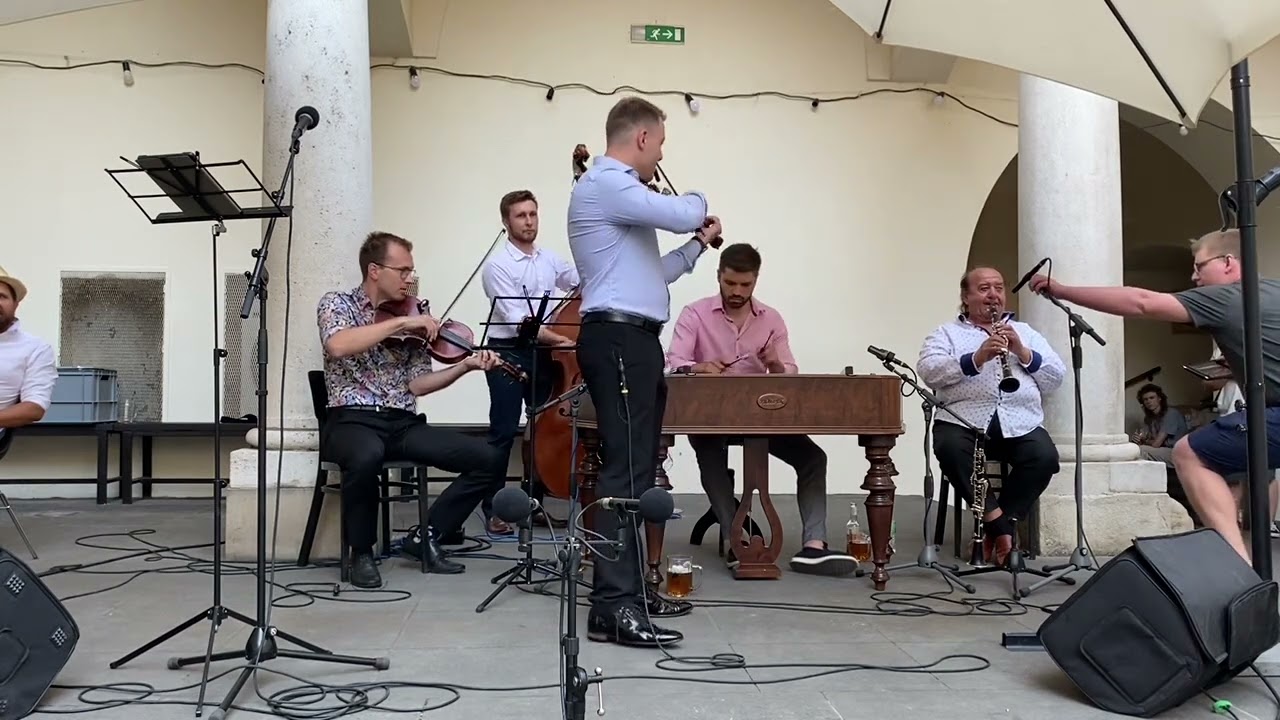 NÓTABAND - Cickom cickom és Tűztánc (@NotabandChannel)