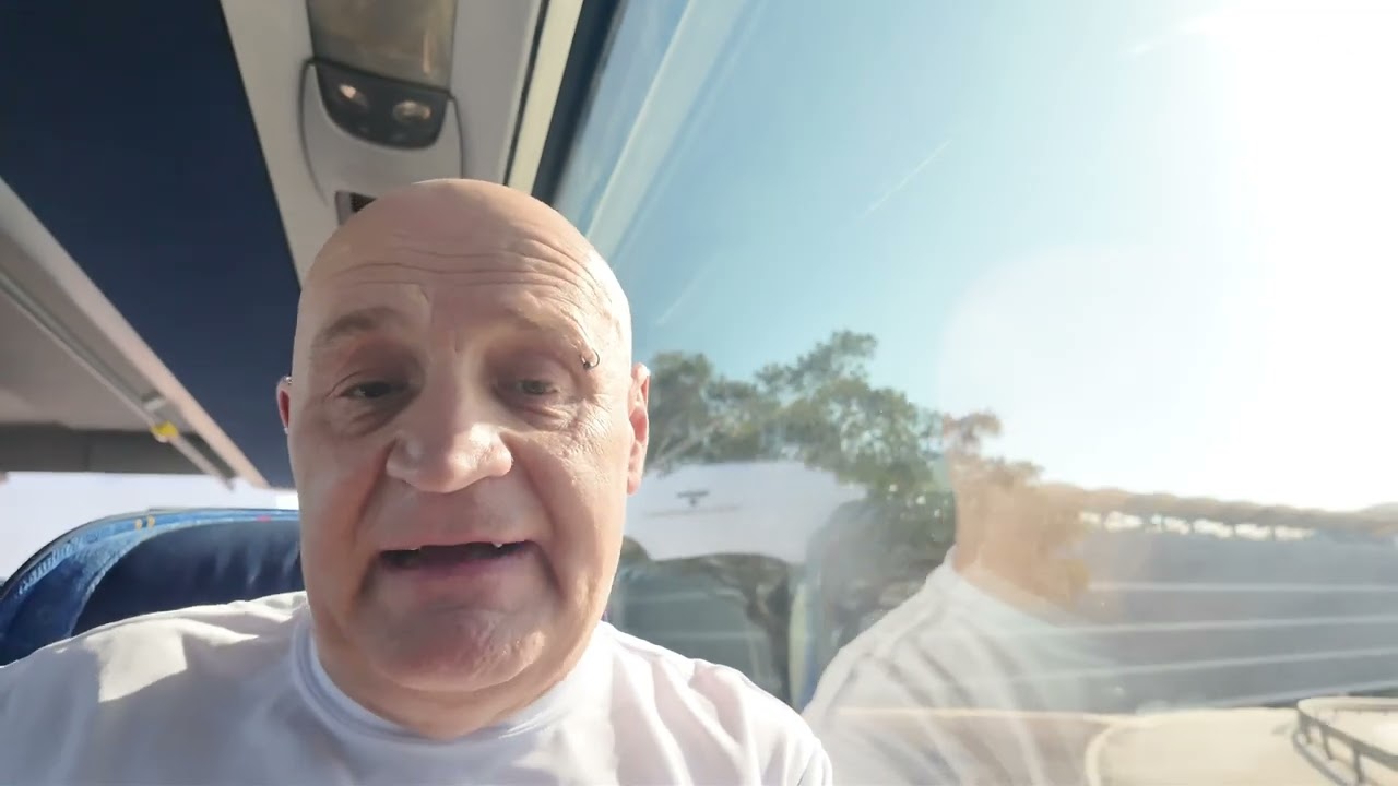 How to get from Alicante to Benidorm by bus.
