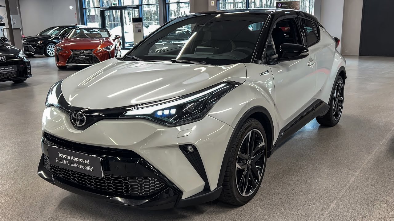 Toyota C-HR 2022 - Interior and Exterior Walkaround @Toyotaview