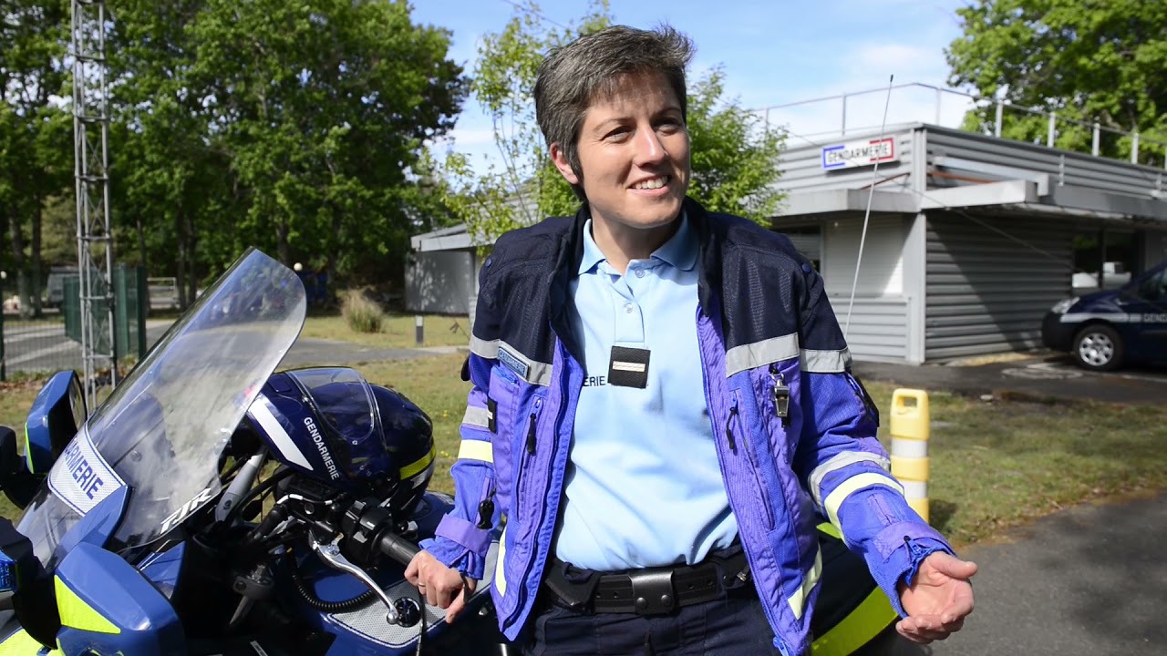 Lydie mareschal : adjudant motocycliste à l'EDSR des landes - La place des femmes