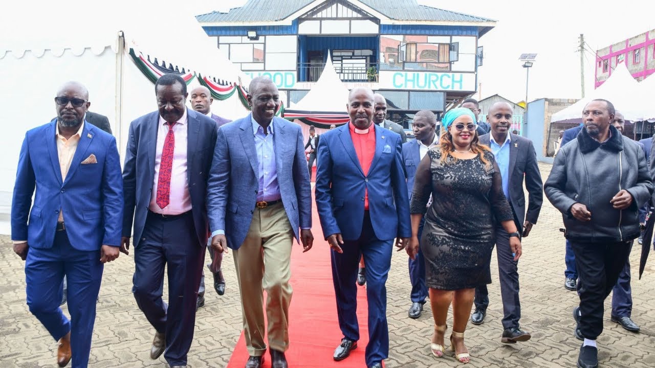 SEE HOW PRESIDENT RUTO ARRIVED AT KAHAWA WEST PRIESTHOOD CHURCH FOR SUNDAY SERVICE
