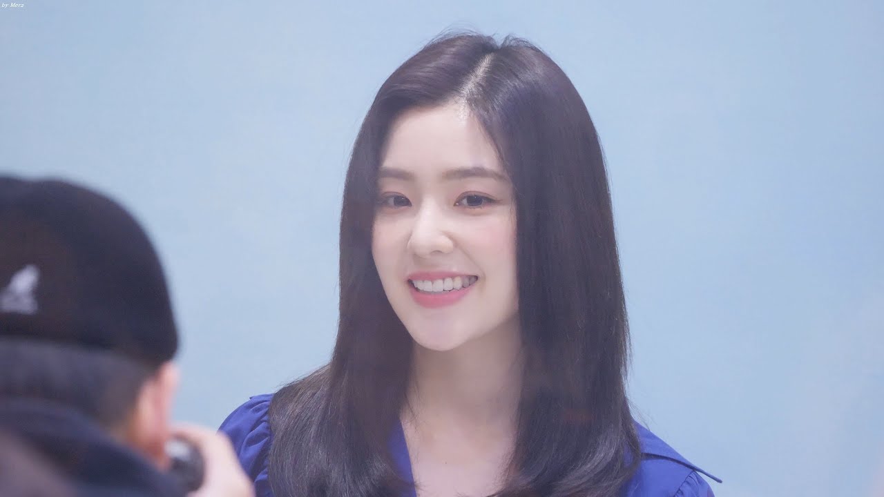190409 레드벨벳(Red velvet) 홍보멘트 촬영중 웃음터진 [아이린] Irene 4K 직캠 Fancam (쿠퍼비전 코리아 깜짝스토어 어택이벤트) by Mera