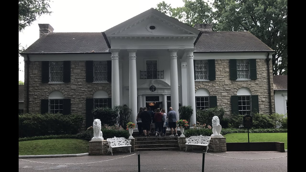 Slideshow of Elvis Presley's Graceland