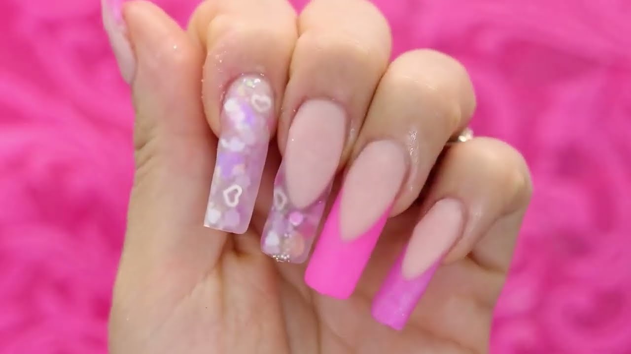 Decoración escarchada para uñas encapsuladas #uñas #uñasacrílicas #cursodeuñas