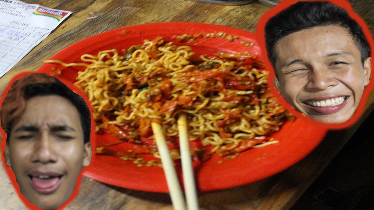 MAKAN MIE CABE 150 TANPA MINUM! | Mie Abang Adek