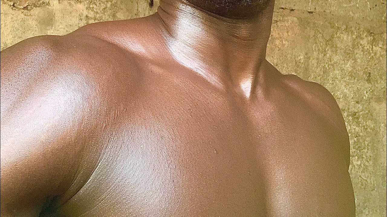 Simple Exercise For Chest Growth 👀🔥🏋️