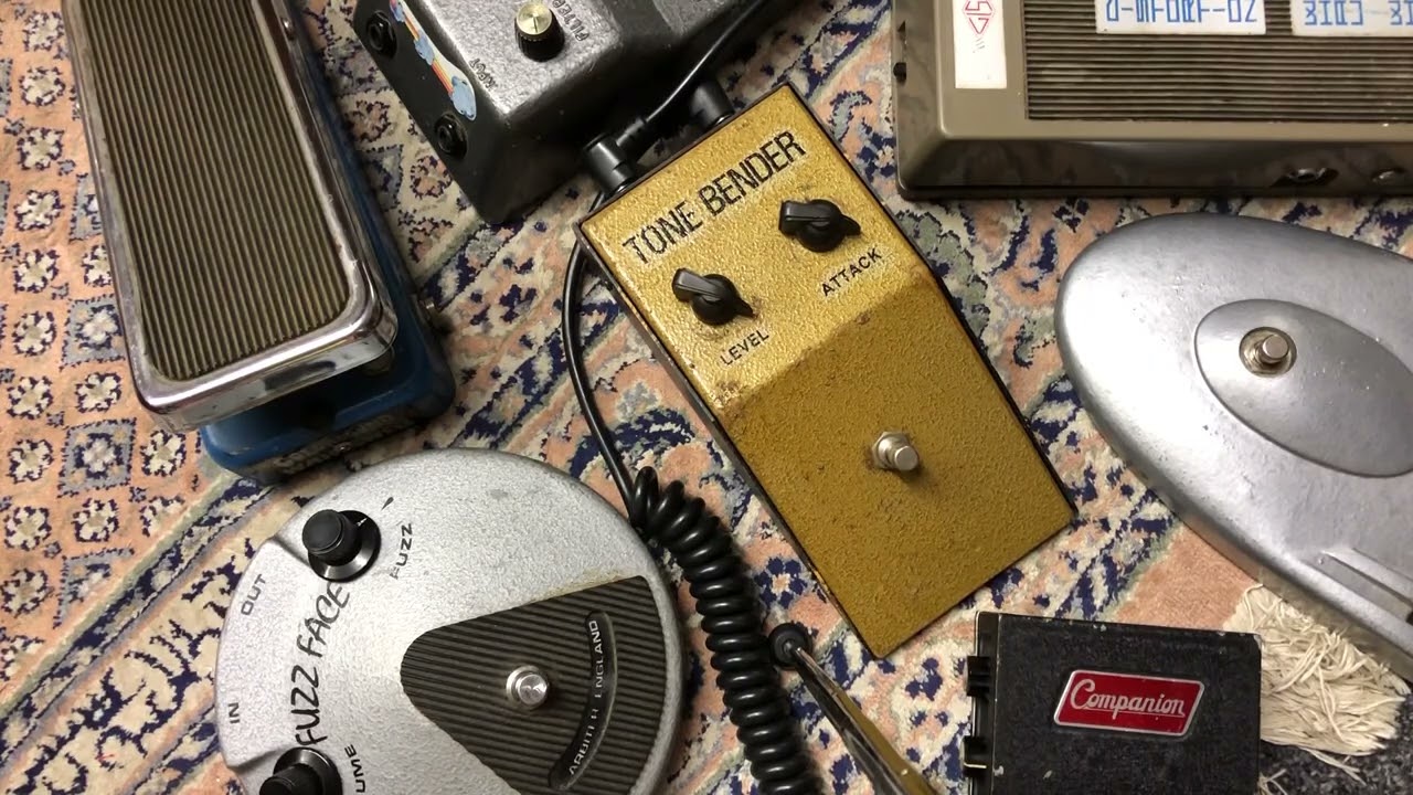 Tone Bender MK1! The glorious sounding Mullard OC75 and OC81