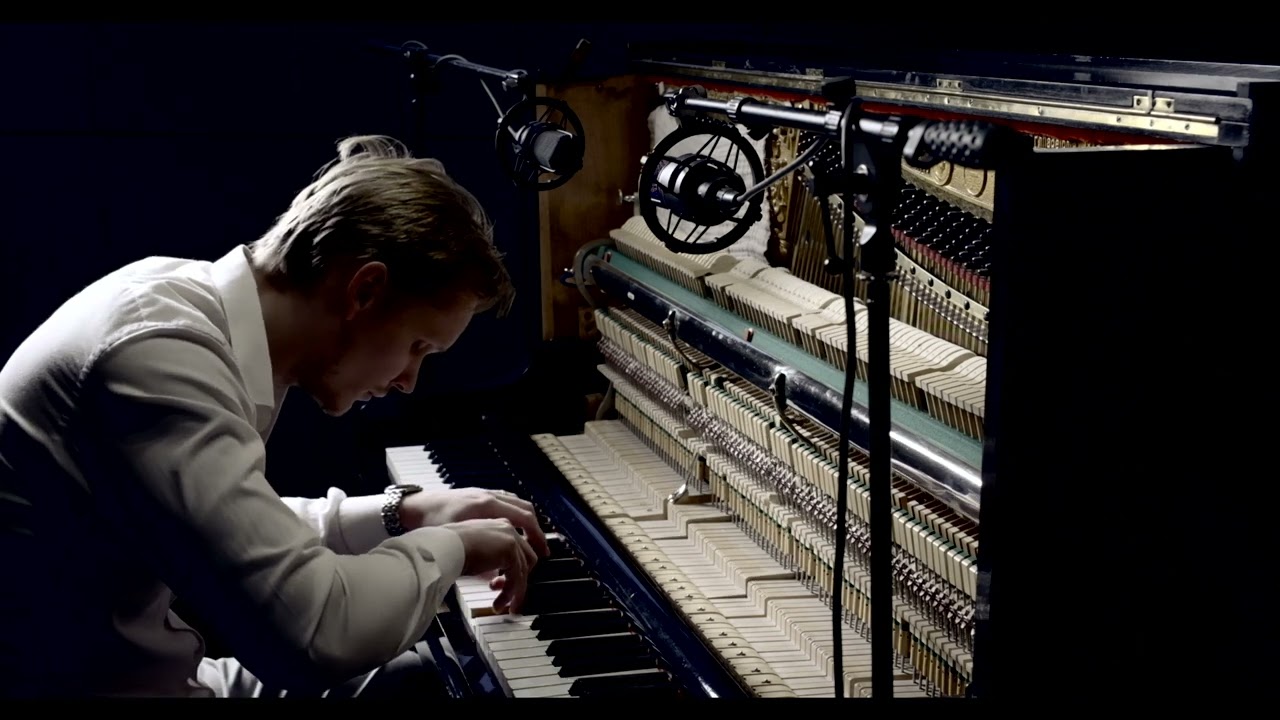 A. Blomqvist - Je m'amoure de cette sensation