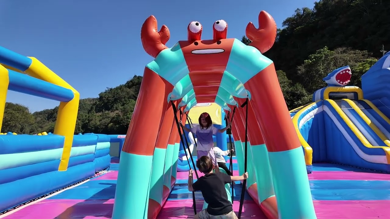 一大一小玩整天只要399，全台最大氣墊床水上樂園