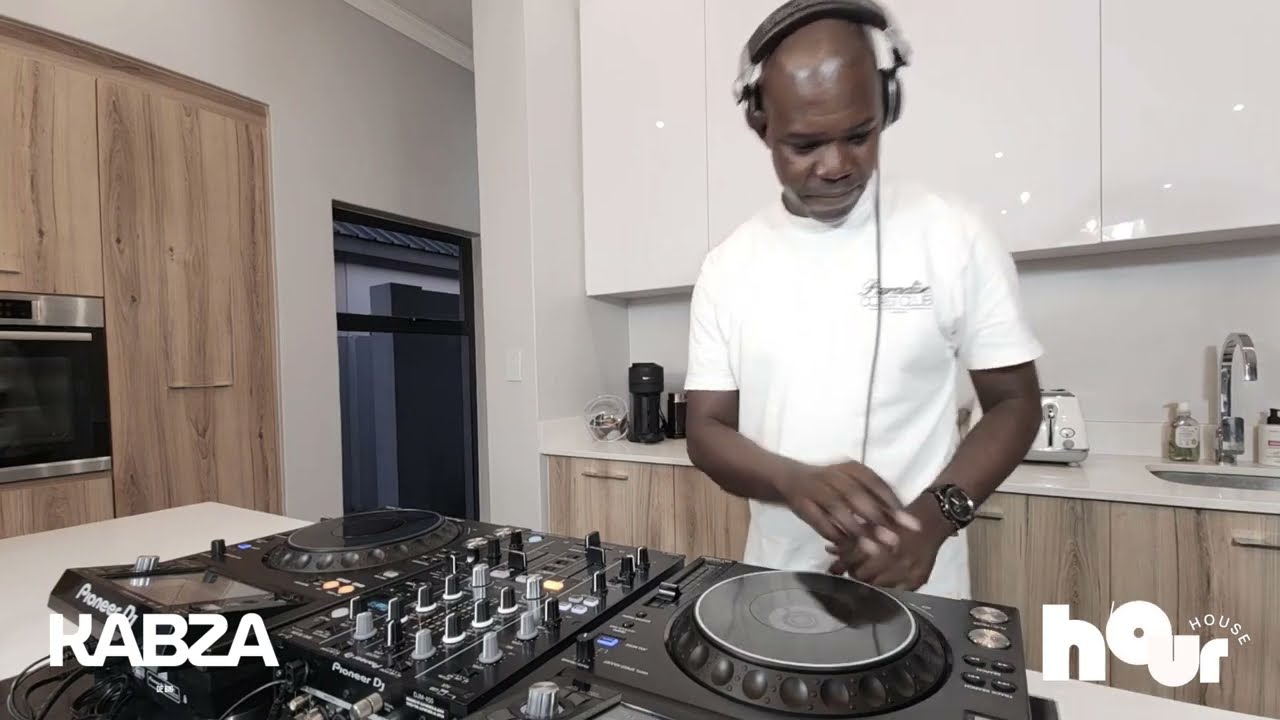 EP 3 | h'Our House Presents | KABZA | Soulful and Deep House Mix 2025 |