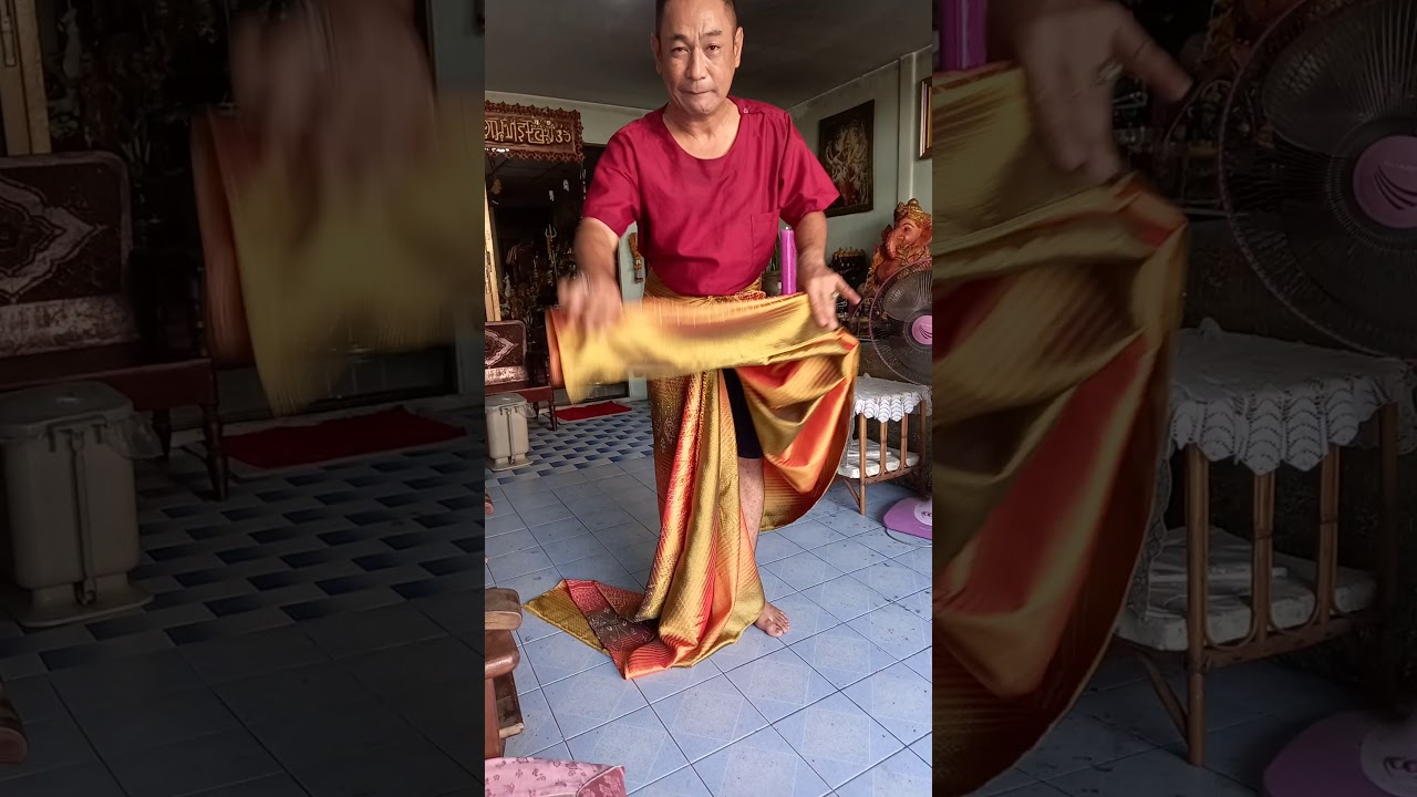 ลุงวัฒน์สอนนุ่งผ้าโจงข้างเดียว
