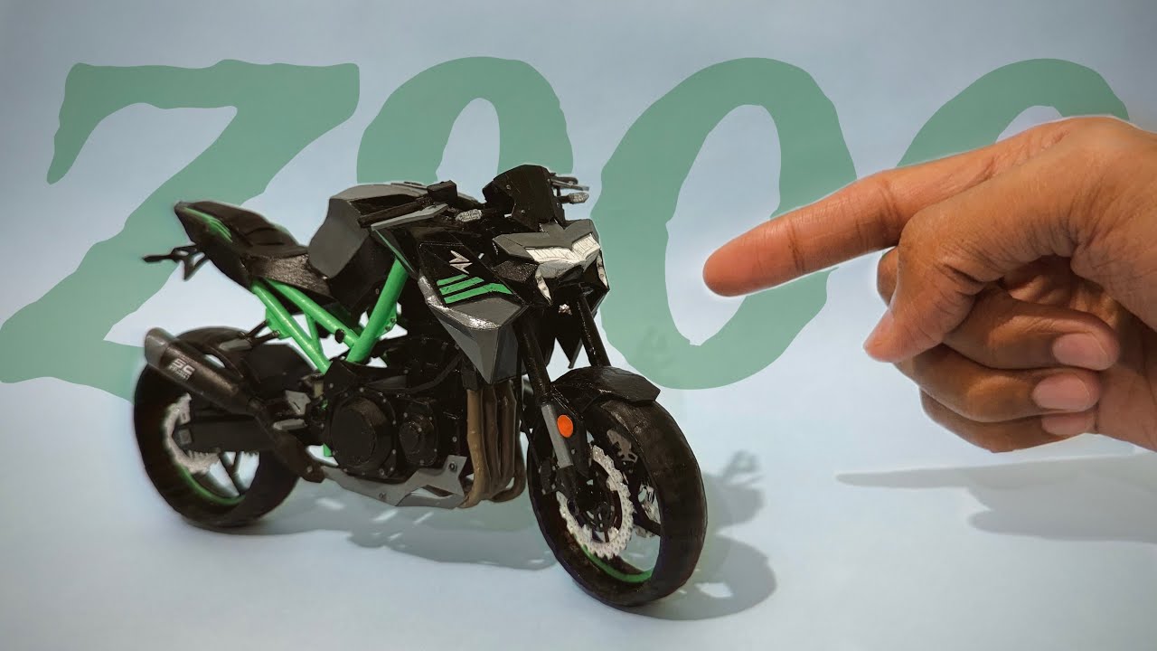 DIY KAWASAKI Z900 - Making hyper realistic bike with paper