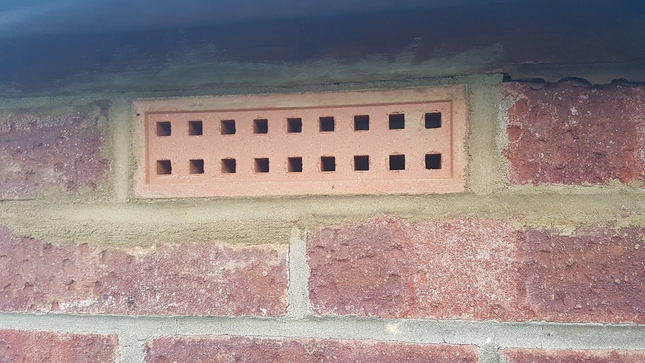 Fitting an airbrick