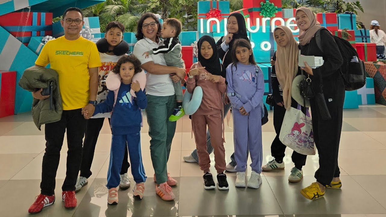 Dgn SQ trip to Singapore bersama pasukan Kebagusan & Wara (Ambon).