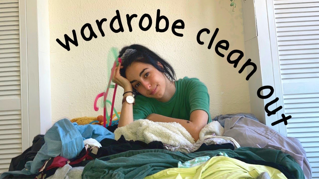 wardrobe declutter minimalist challenge