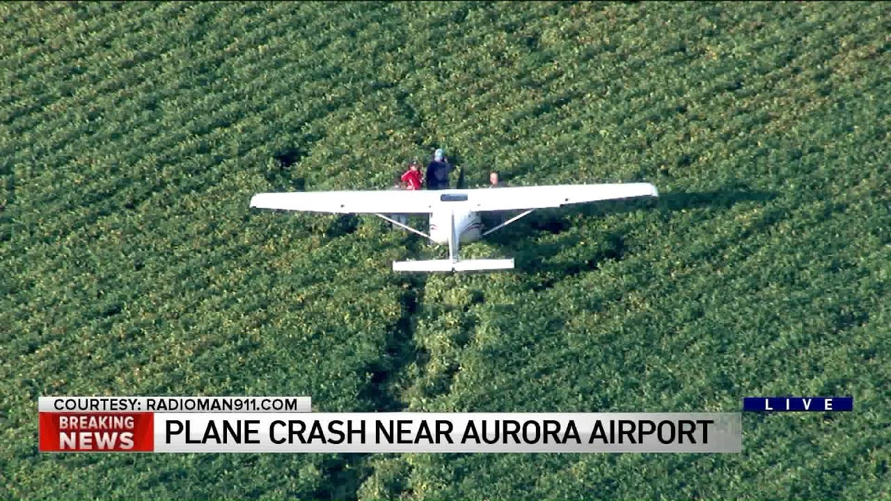 Small plane crashes near Aurora Municipal Airport