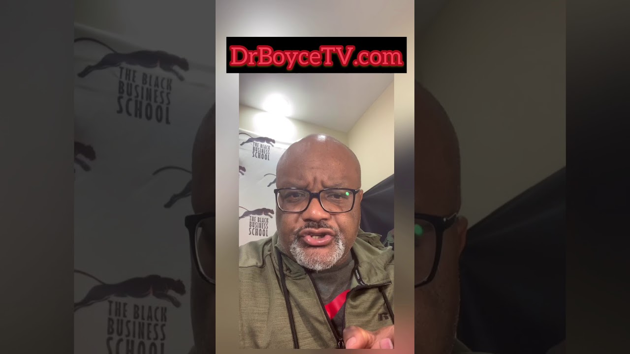 ‪Conservative activist falsely claimed that only 8 unarmed black men killed by police ‬