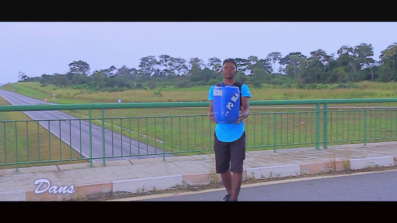 Zouzoua 21 - Pot bleu Clip Officiel