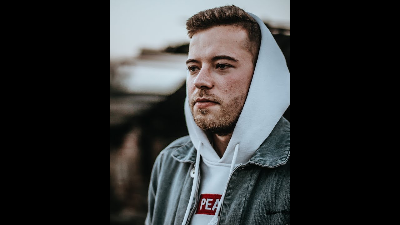 Zawi - Back