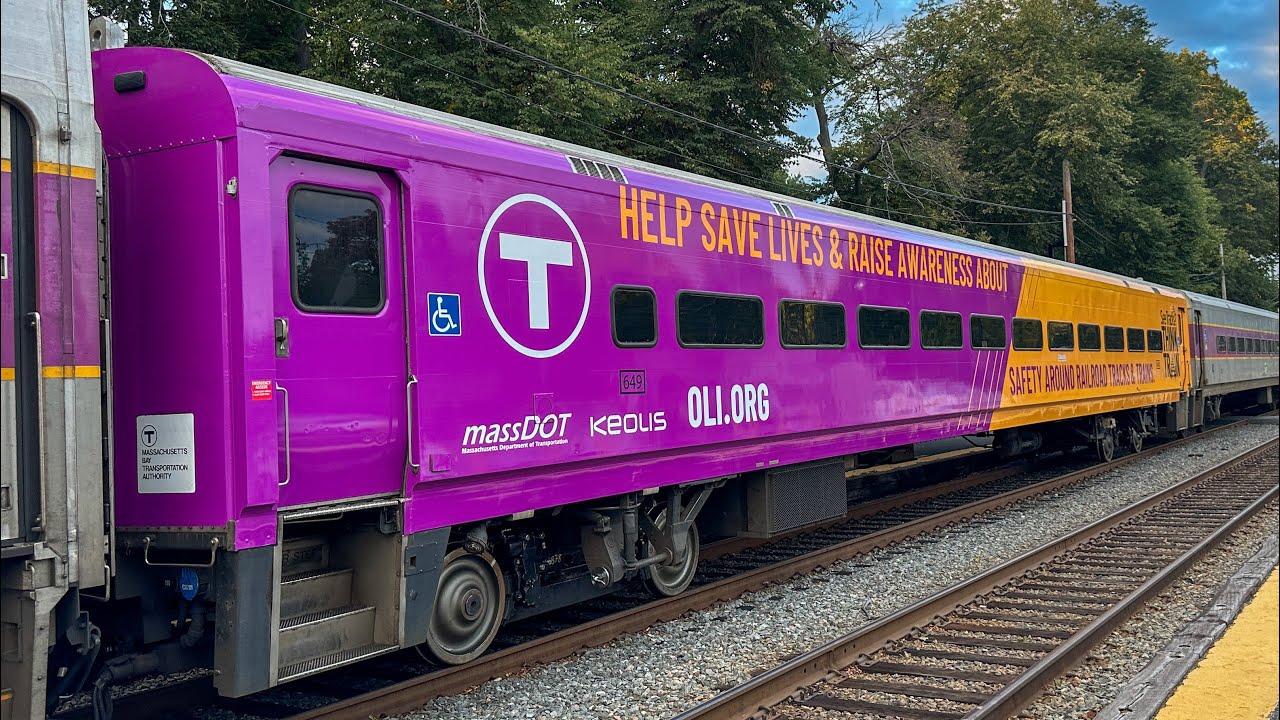 MBTA Commuter Rail Breakdown and Locomotive Restart + New Wrapped Coach on the Rockport Line
