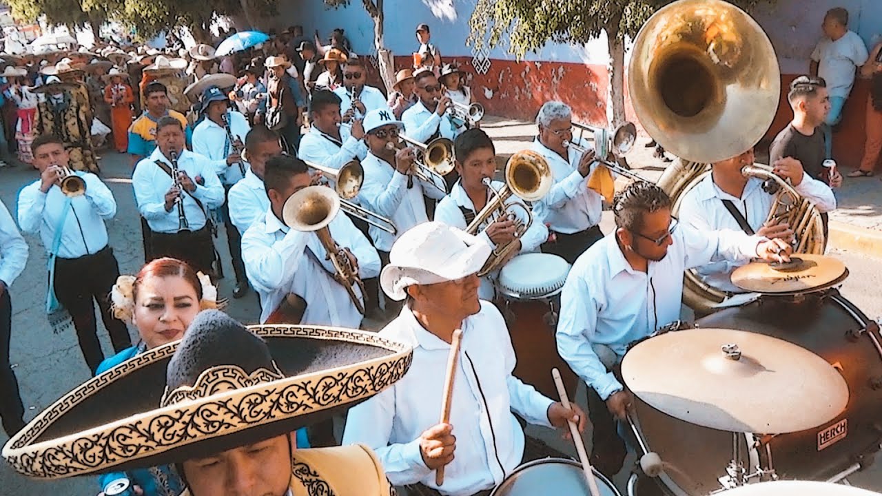 El dos negro - Banda la Famosa