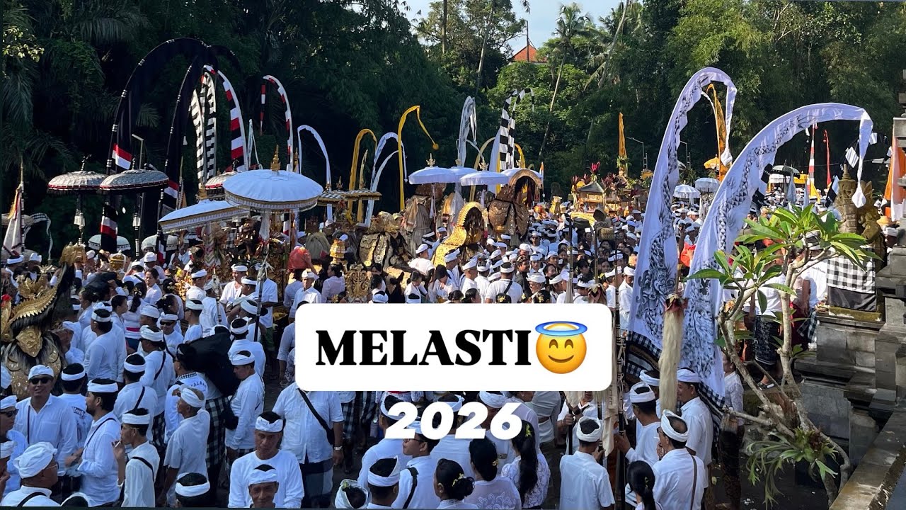 Melasti menyambut rahina Nyepi🙏🏻😇
