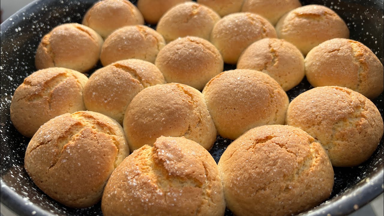 GURABIJA P&Euml;R DIT&Euml;N E VER&Euml;S 🌸T&euml; buta q&euml; shkrihen n&euml; goj&euml; ,receta e n&euml;n&euml;s