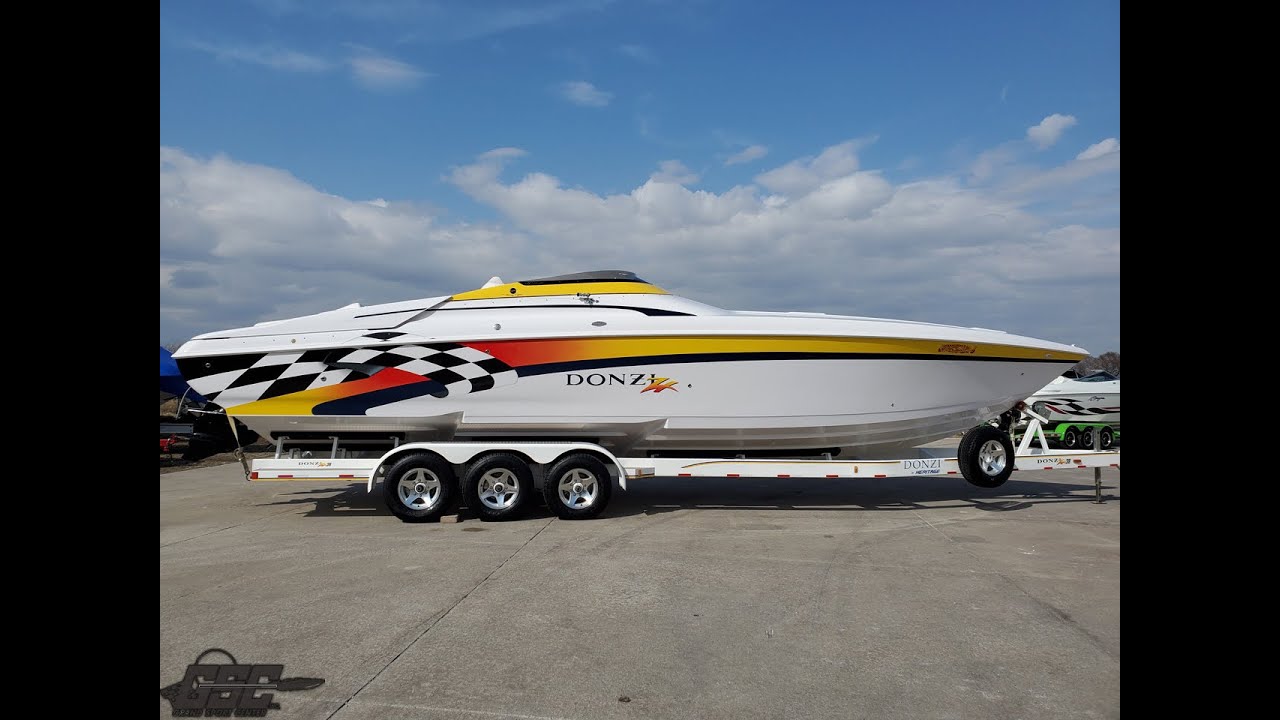 2003 Donzi 38ZX @ grandsportcenter.com - Full Walk Thru