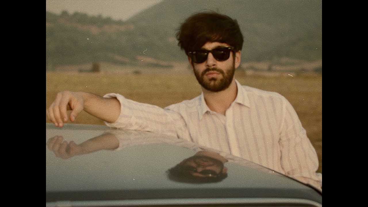 Fast Animals and Slow Kids – Stupida Canzone (Official Video)