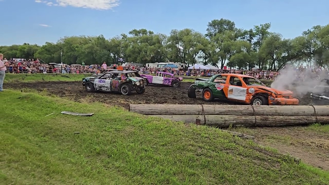 Glenboro 2025 heat 2 big cars