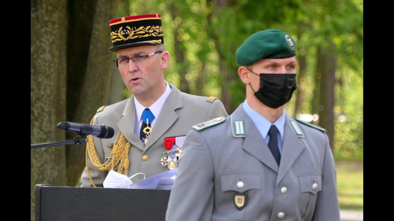 Julius-Leber-Kaserne Kranzniederlegung 8. Mai