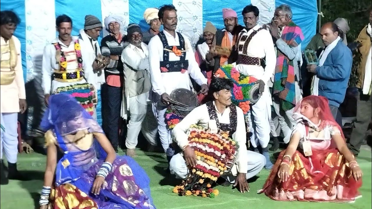 देसी राई हेमराज लोधी बुंदेली कलाकार पार्टी द्वारा एक ओर तहलका मचाने वाला कार्यक्रम हेमराज लोधी नयाखे